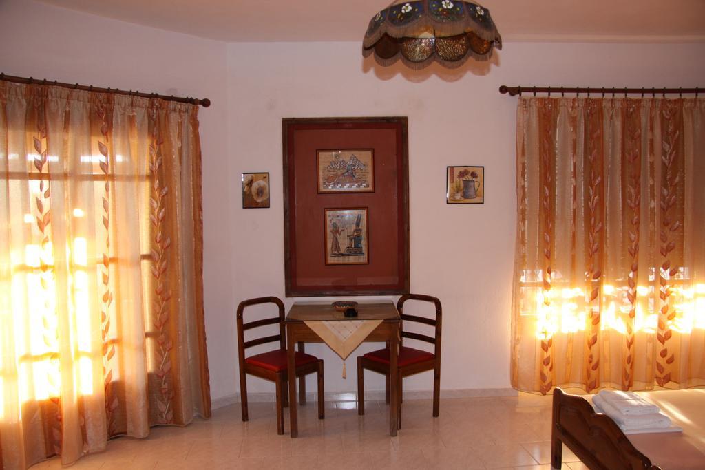 Hotel Mary Marathókampos 部屋 写真