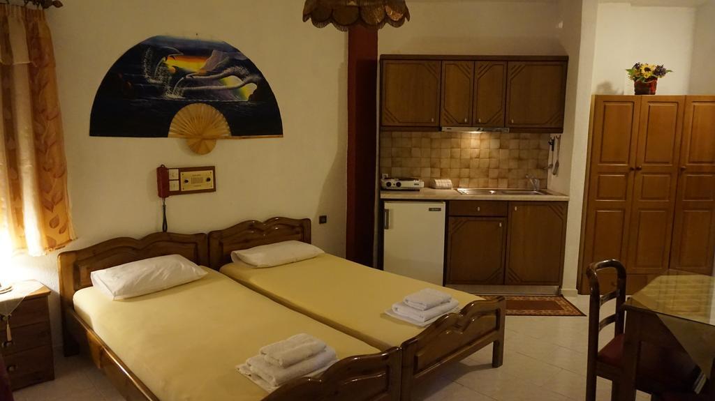 Hotel Mary Marathókampos 部屋 写真